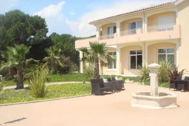 maison de retraite la promenade de jade sainte maxime 03