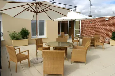 maison de retraite quentin de la tour saint quentin 03