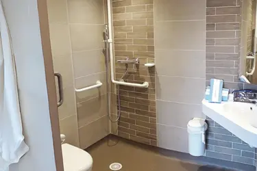 maison de retraite residence les alizes salle de bain