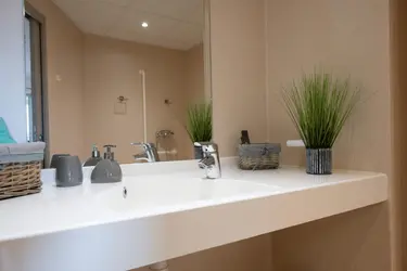 maison de retraite residence d or montmorillon salle de bain