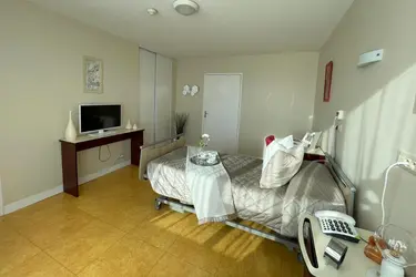 maison de retraite residence ondine chambre beige