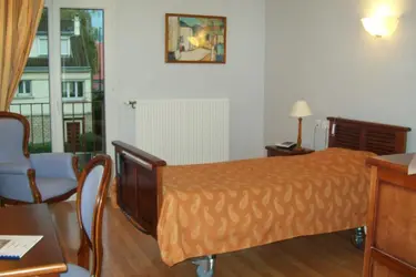 maison de retraite les sablons le mans 07