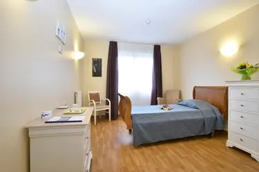 maison de retraite saint fursy peronne 8342