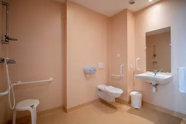 maison de retraite saint honorat salle de bain