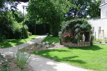 maison de retraite saint joseph orleans 02