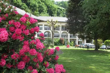 maison de retraite saint sebastien albertville 01 0