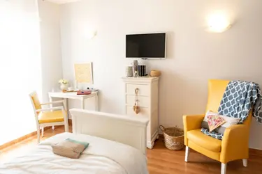 maison de retraite sainte terre chambre