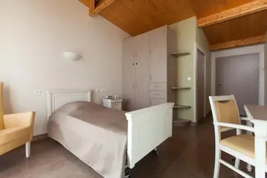 maison de retraite le saule auxerre 06