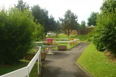 maison de retraite val de france domont 08