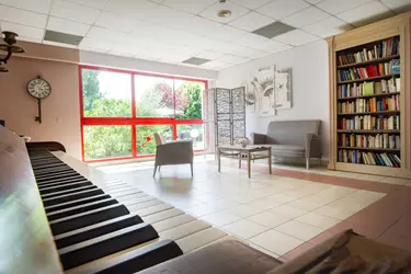 maison de retraite val de seine salon