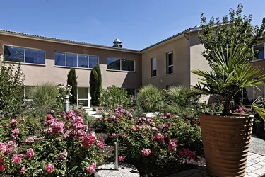 maison de retraite le verger d anna patio 2