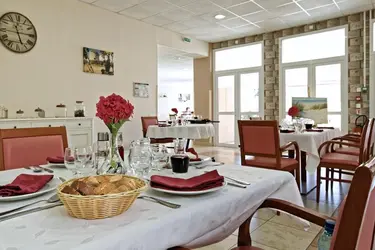 maison de retraite le verger d anna restaurant