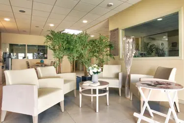 maison de retraite les vignes salon 2