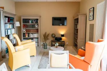 maison de retraite les vignes salon