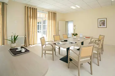 maison de retraite ile de nantes salle