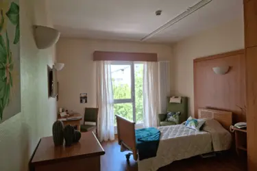 maison de retraite la camargue nimes chambre 2eme etage