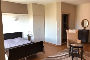 maison de retraite la camargue nimes suite