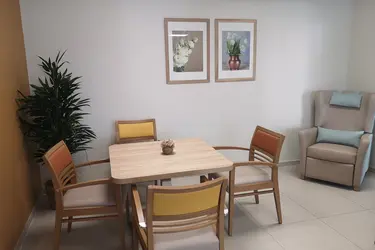 maison de retraite la dorine hirson 07