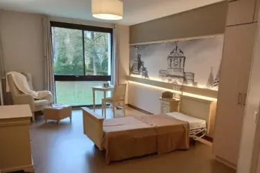 maisonderetraite lesrivesdor grandechambre