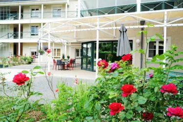 maisonderetraite levillage exterieur