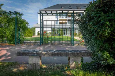 maison de retraite rene legros dourdan fleur jardin 2
