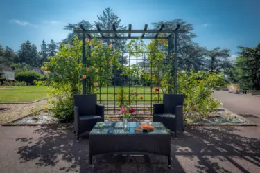 maison de retraite rene legros dourdon coin lecture jardin