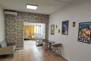 maisonderetraite residencesainteclotilde couloir