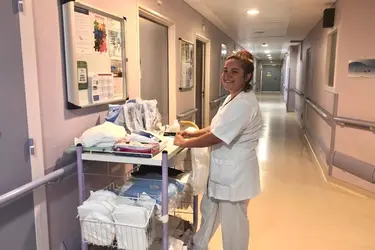 polyclinique delaleze couloir