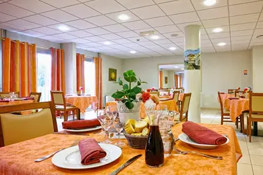 residence d or restaurant 2