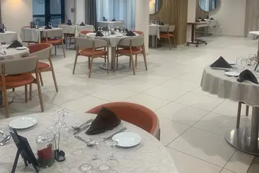 residence la favorite salle de restaurant