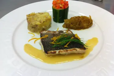 residence maison de retraite savigny repas