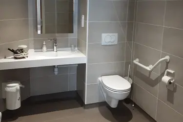 residence maison de retraite savigny salle deau