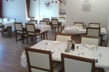 residence maison de retraite savigny salle de restaurant