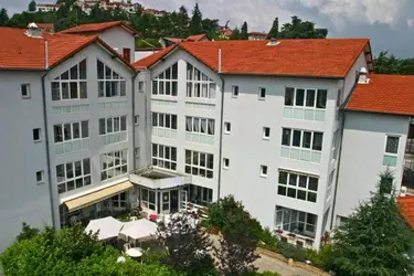 residence saint priest entree