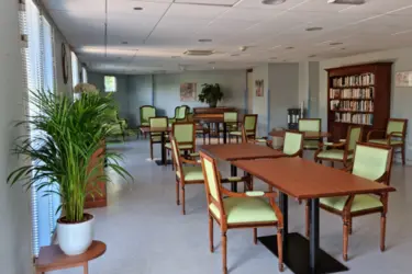 residence le clos des benedictins bourges bibliotheque