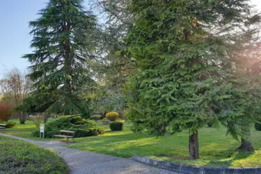 residence le clos des benedictins bourges jardin