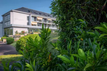 residence rene legros dourdon facade 2 0