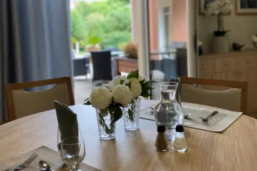 toulouse maisonderetraitedomainedeborderouge sallerestaurant