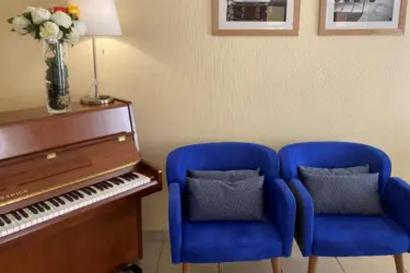 toulouse maisonderetraitedomainedeborderouge salondemusique